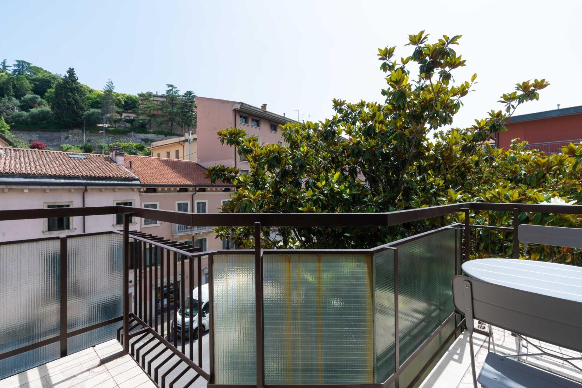 Nino Bixio Apartment Verona Exterior photo